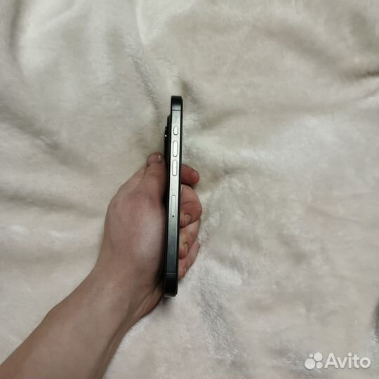 iPhone 15 Pro, 256 ГБ