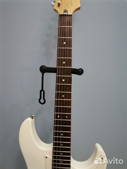 Электрогитара Yamaha pacifica 012