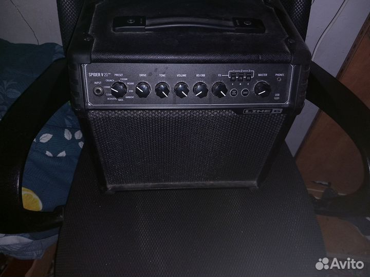 Гитарный комбоусилитель Line 6 Spider v20 mkii
