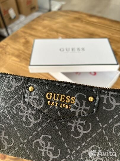 Кошелек guess