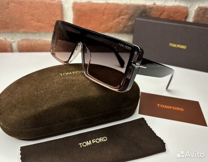 Солнцезащитные очки мужские Tom Ford