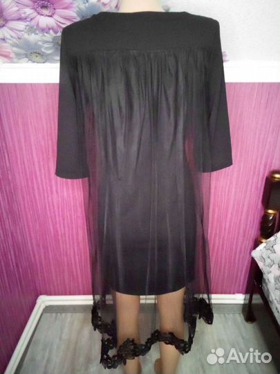 Модное платье с сеткой