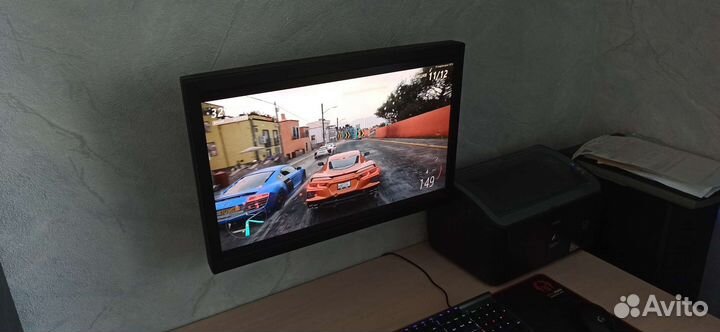 Монитор на MVA матрице 24