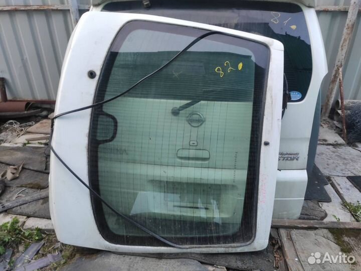 Дверь багажника Toyota Avensis 220