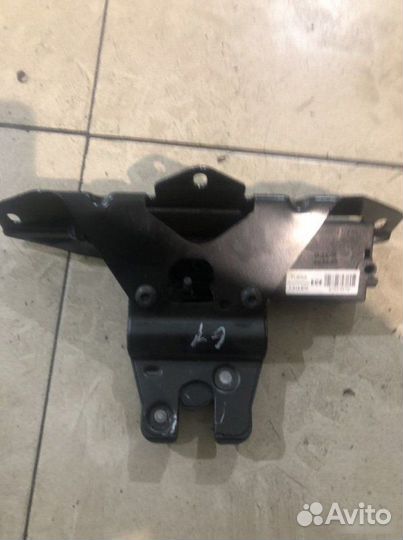 Замок крышки багажника Bmw 7 E65