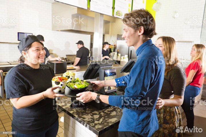 Работа без опыта с 15 лет. Официант