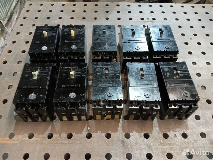 Автоматический выключатель 40 а СССР