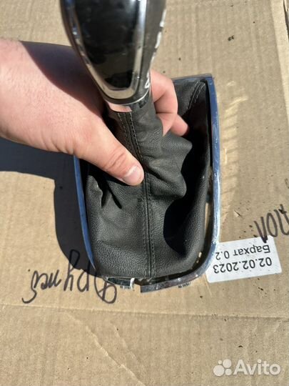 Ручка кпп с чехлом Opel Astra J 1.8 мех