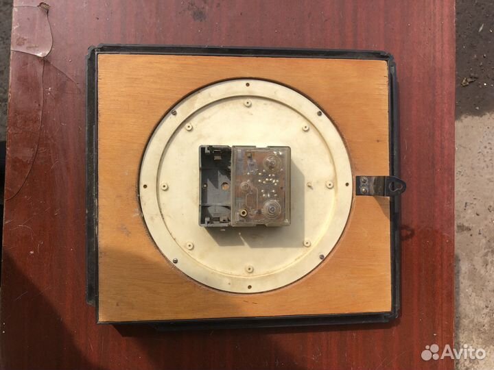 Часы советские
