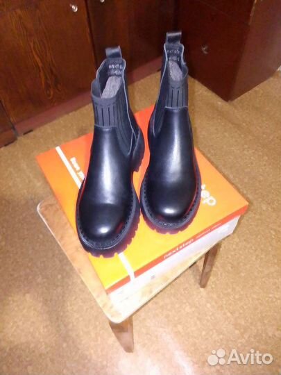 Ботинки женские