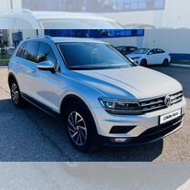 Volkswagen Tiguan 1.4 AMT, 2019, 65 000 км, с пробегом, цена 2 550 000 руб.