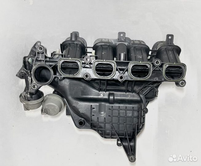 Впускной коллектор Ford Focus 2 (1.8 )