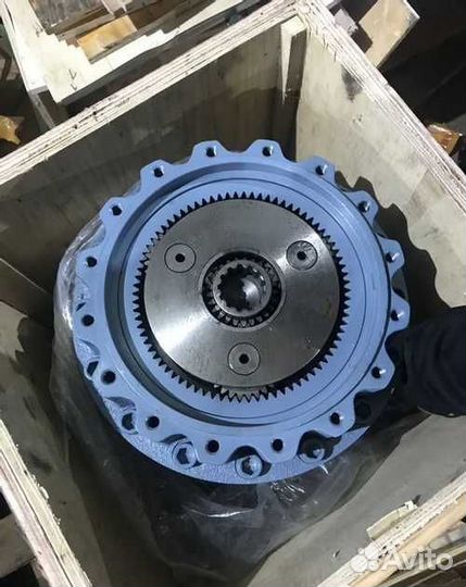 Редуктор поворота JCB 220 / JRC0007