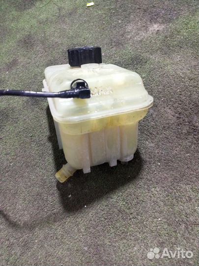 Бачок расширительный Peugeot 407 407 PSA6FY10LT26