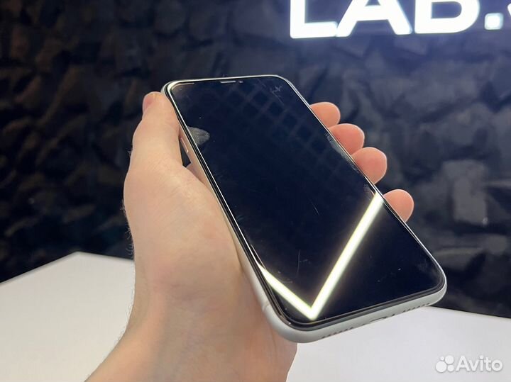 iPhone Xr, 64 ГБ