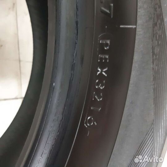Yokohama Advan Sport V105C 245/50 R18