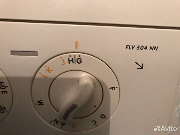 Стиральная машинка zanussi