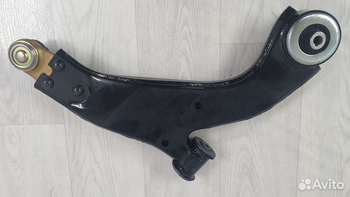 Рычаг передней подвески левый Ford Mondeo 3