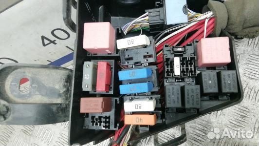 Блок предохранителей dacia duster 1 (4ST12M101)