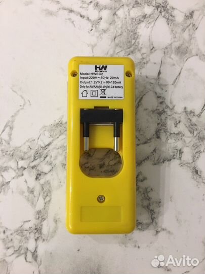 Зарядное для аккумуляторных батареек