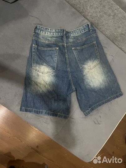 Джинсовые шорты