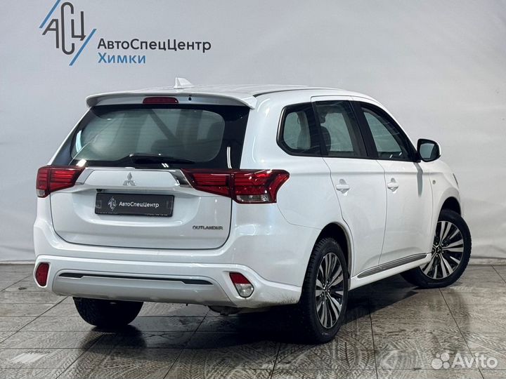 Mitsubishi Outlander 2.0 CVT, 2022, 30 000 км