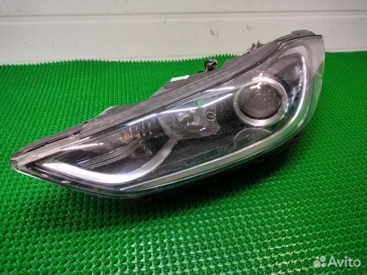 Фара передняя левая Hyundai Elantra AD 2016