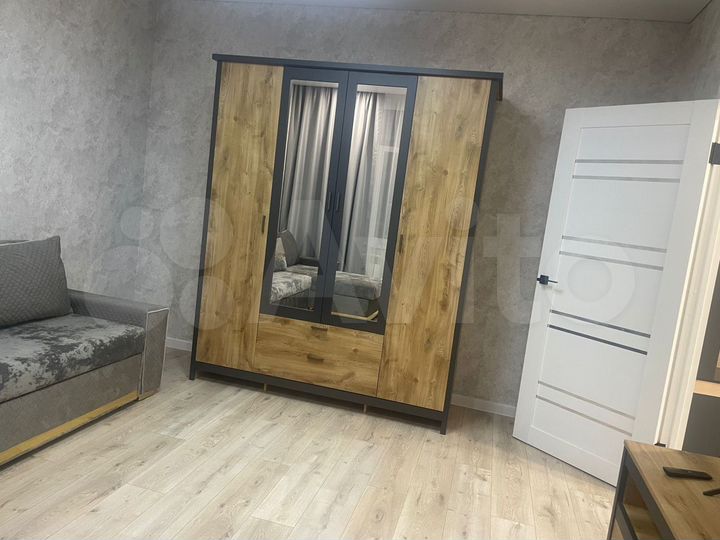 1-к. квартира, 44 м², 13/17 эт.