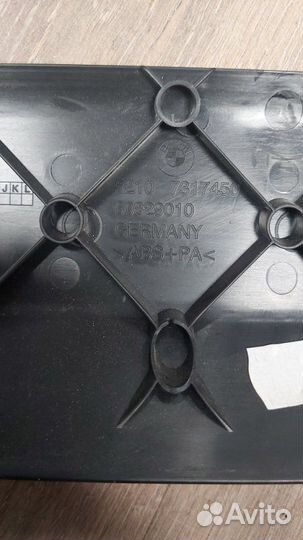 Накладка сиденья передняя правая Bmw 528I F10