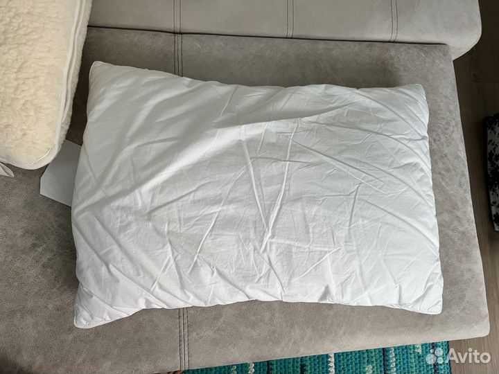 Подушка IKEA и подушка из шерсти