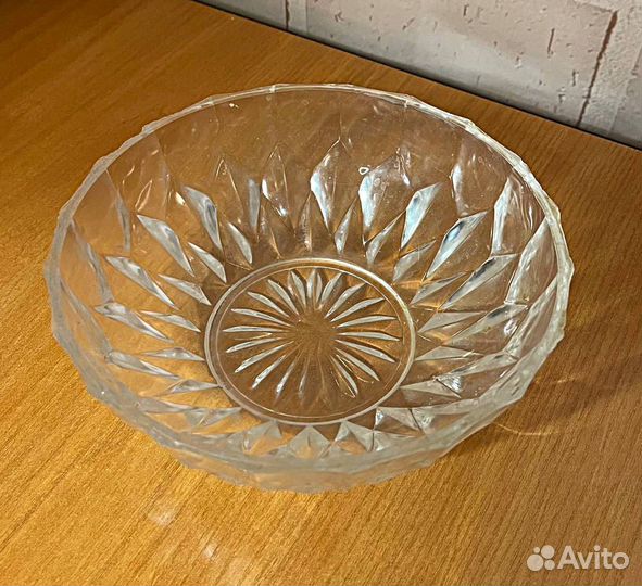 Салатник ваза для фруктов