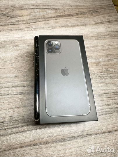 iPhone 11 Pro, 256 ГБ