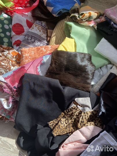 Отрезы ткани пакетом