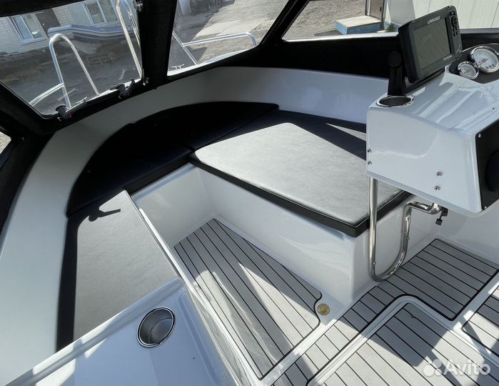 Катер Феникс 530 HT с мотором Suzuki DF80ATL