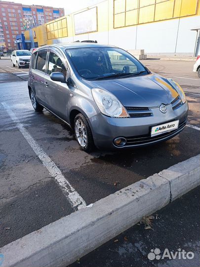 Nissan Note 1.6 AT, 2006, 325 000 км