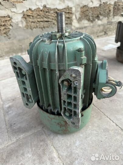 Электродвигатель асинхронный