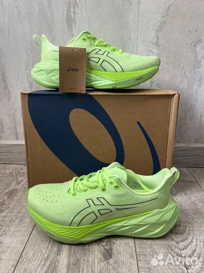 Кроссовки asics novablast 4