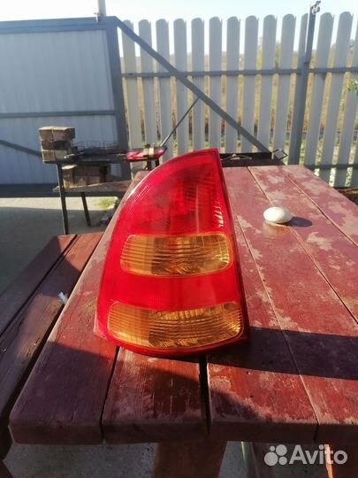 Фанари задние тойота каролла филдер