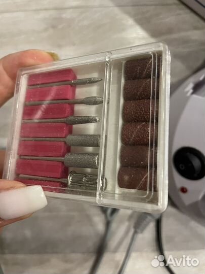 Машинка для маникюра и педикюра