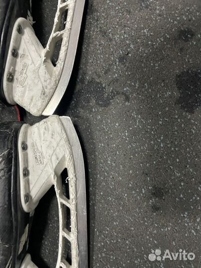 Хоккейные коньки bauer