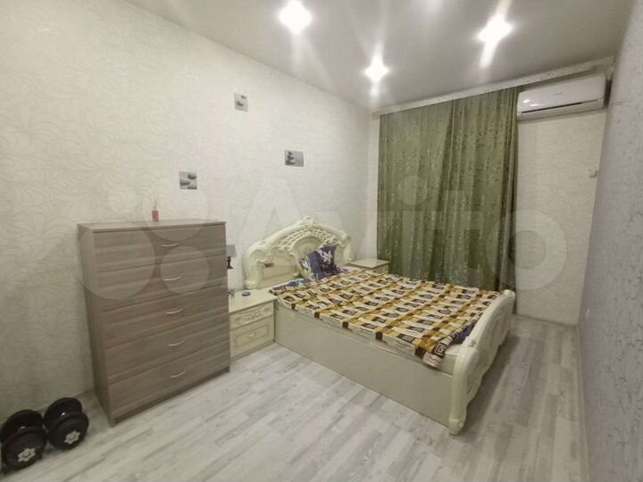 2-к. квартира, 52 м², 1/4 эт.