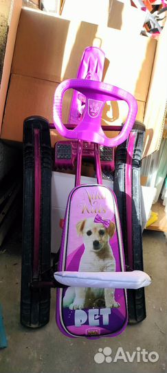 Детский снегокат со спинкой и ручкой