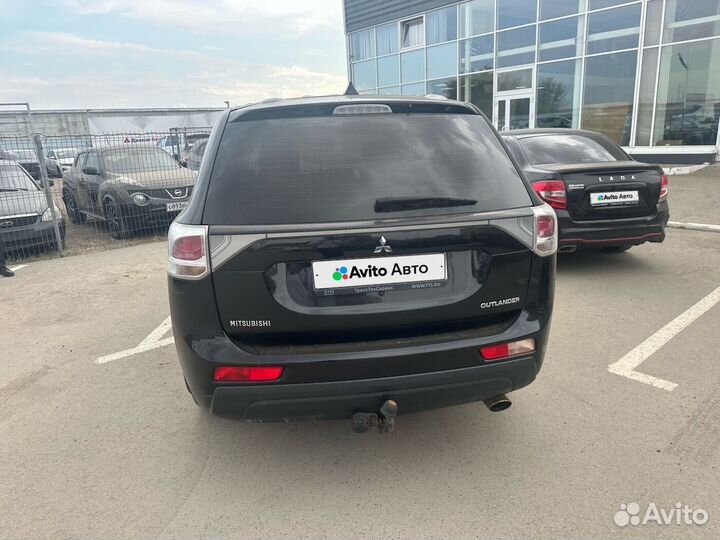 Mitsubishi Outlander 2.0 CVT, 2012, 207 210 км