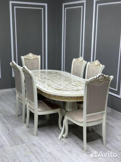 Стол и стулья в гостиную.Оплата при получении