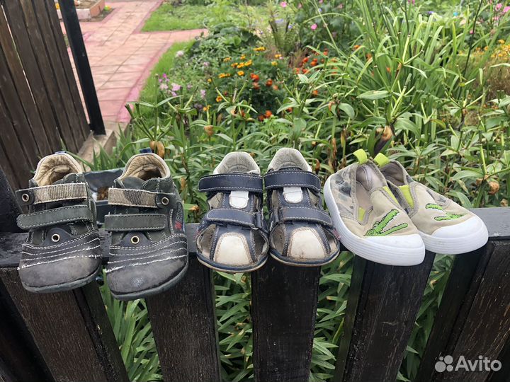 Обувь на мальчика и девочку