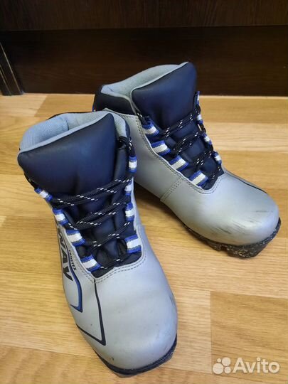 Ботинки Nordway для беговых лыж