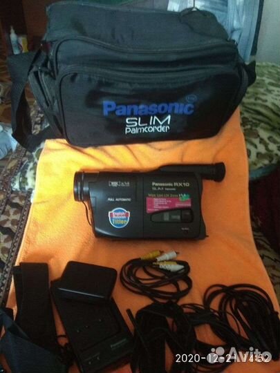 Видеокамера Panasonic Rx10