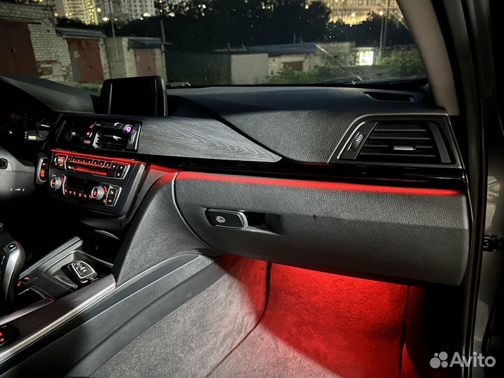 Контурная подсветка салона Ambient Light