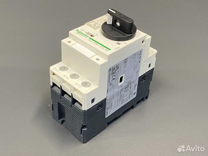 Schneider GV2P08 Автомат, новый, 1 шт