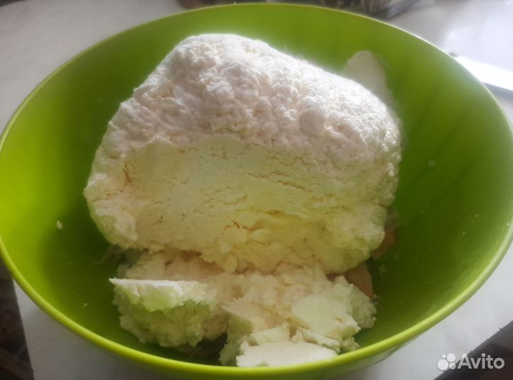 Молоко коровье домашнее